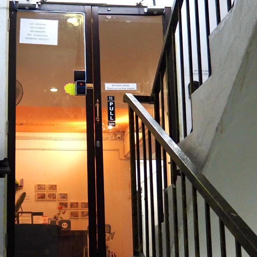 Bestow Capsule Hostel Kuala Lumpur Buitenkant foto